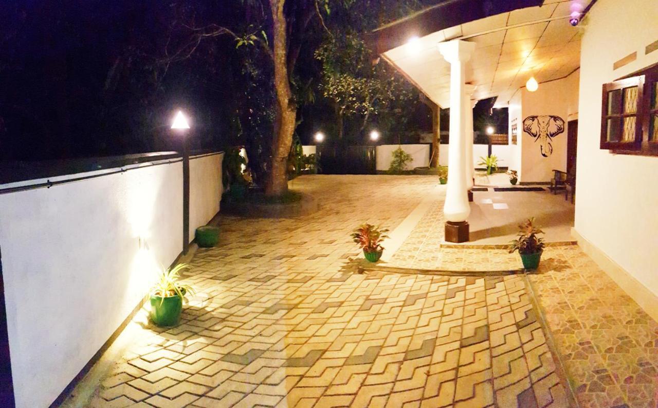 Homestay The Village Dickwella